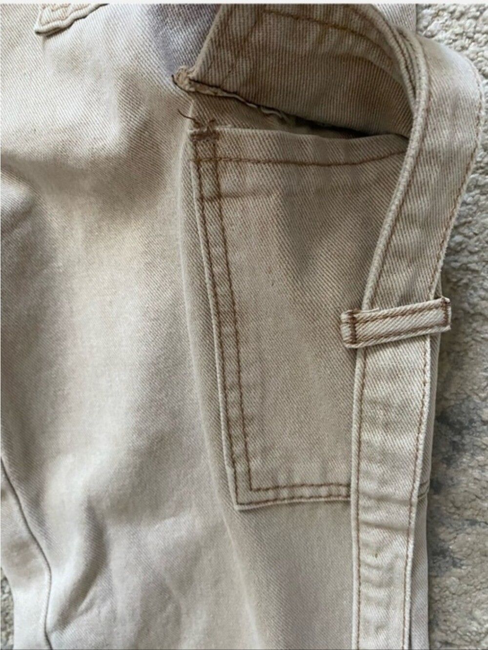 {Sincerely Jules} Beige Utility Cargo Jeans - Picture 4 of 7